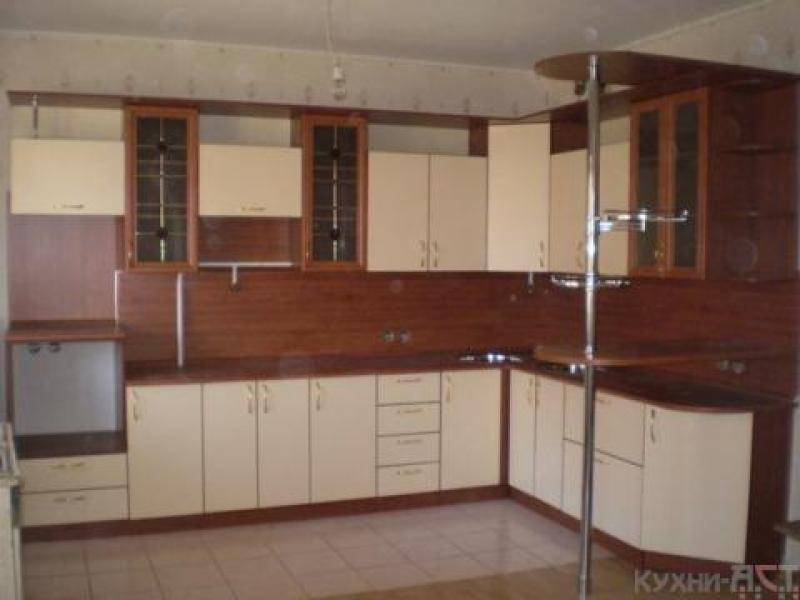 кухонный гарнитур угловой кофе с молоком в Якутске