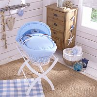 колыбель-переноска gift wicker moses basket белая, голубое белье в Якутске